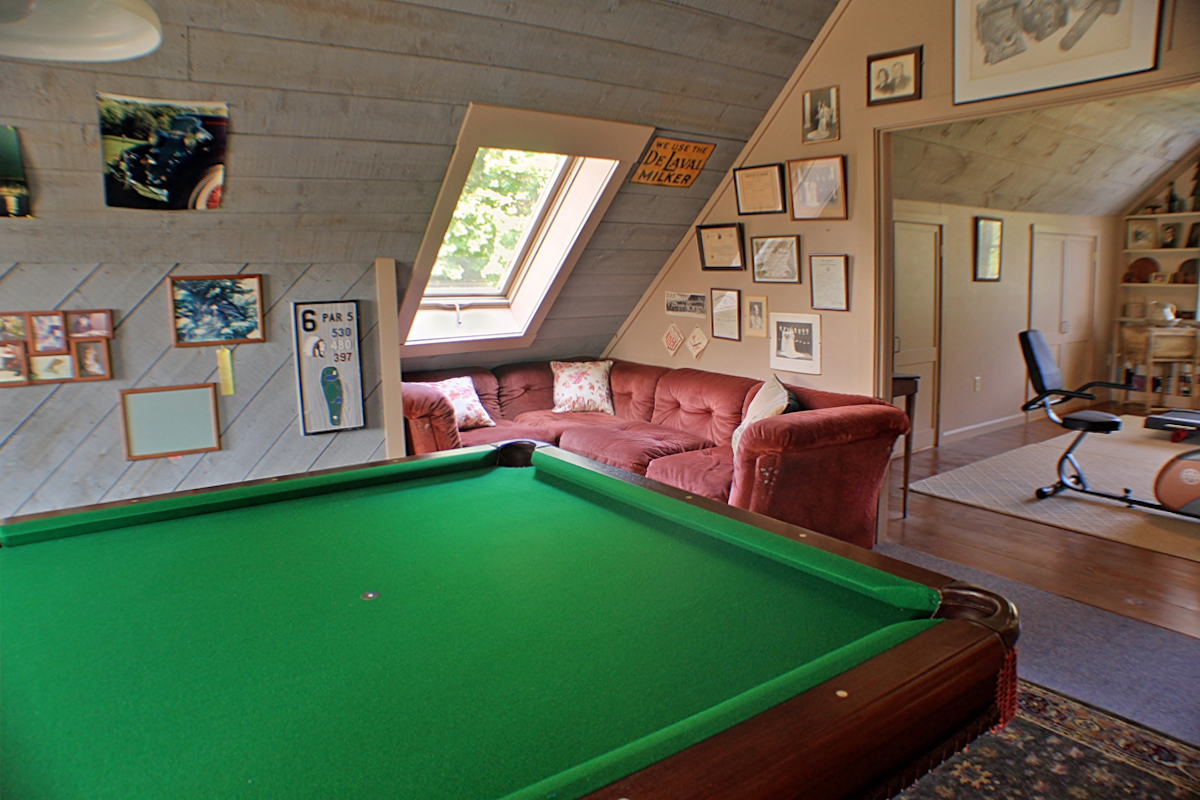 poolroom5